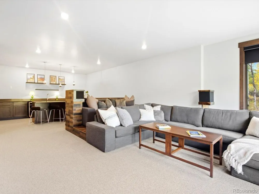 68 Lund Way Silverthorne, CO 80498