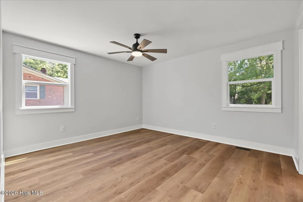 345 Scottsdale Drive Wilmington, NC 28411