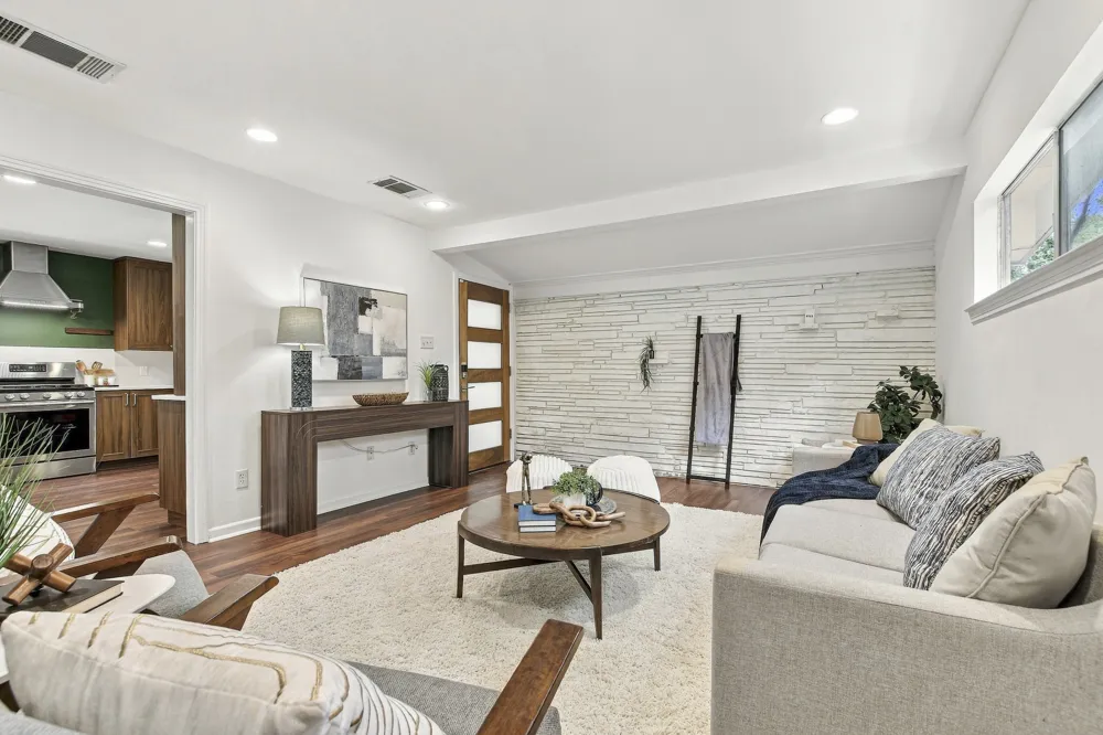 4501 Oakmont Boulevard Austin, TX 78731