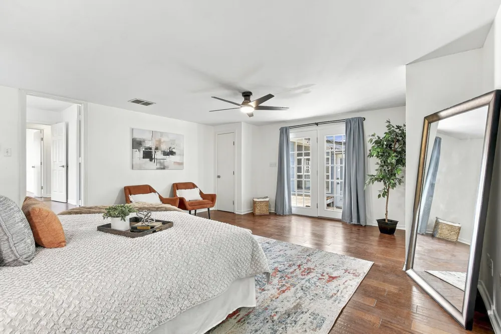 4501 Oakmont Boulevard Austin, TX 78731