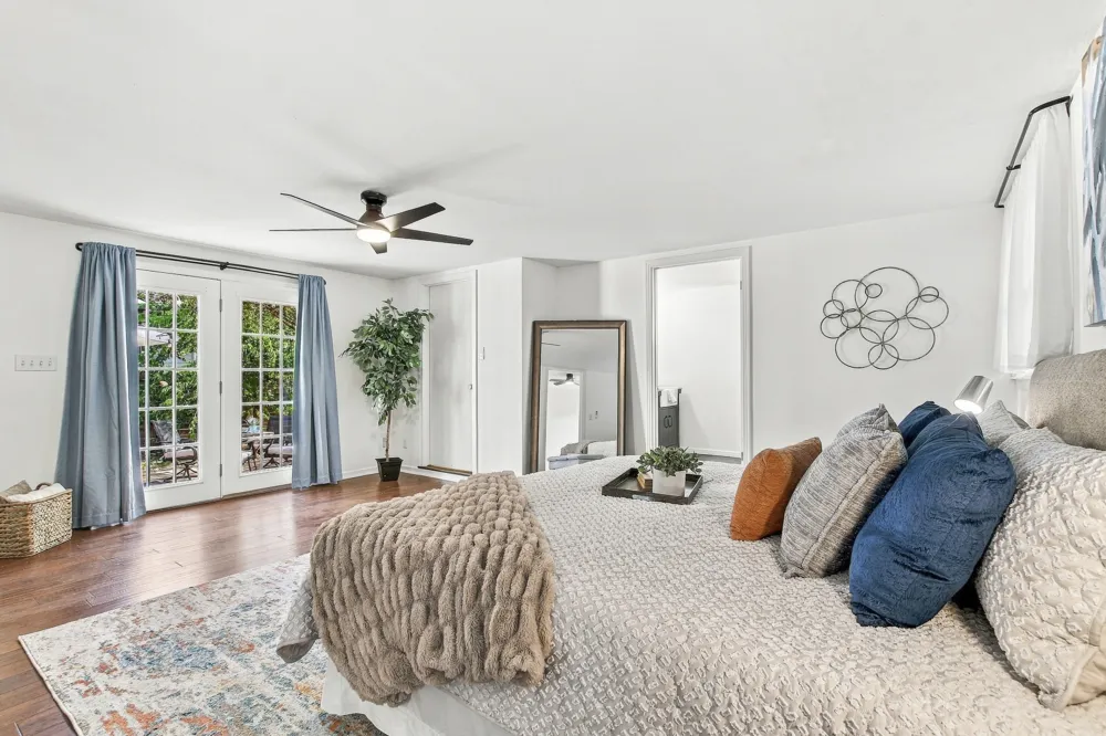 4501 Oakmont Boulevard Austin, TX 78731