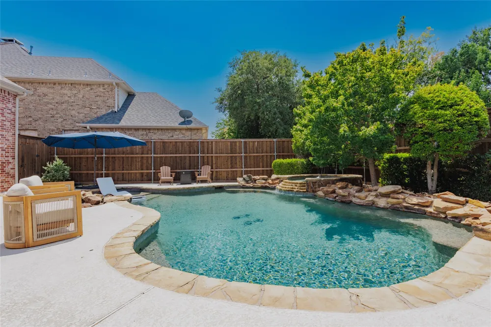 7611 Sweetgum Drive Irving, TX 75063