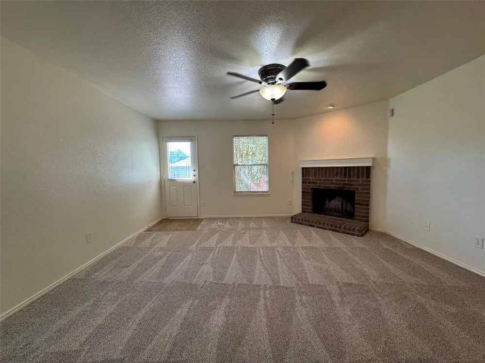 5729 Mirror Ridge Drive Fort Worth, TX 76179