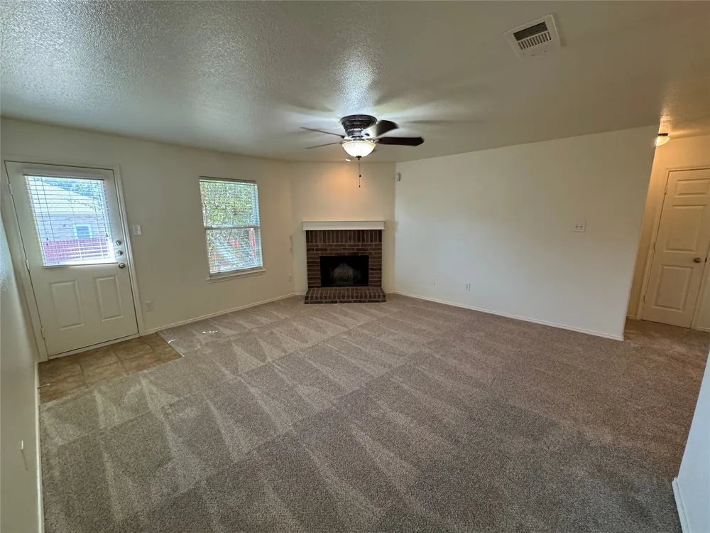 5729 Mirror Ridge Drive Fort Worth, TX 76179