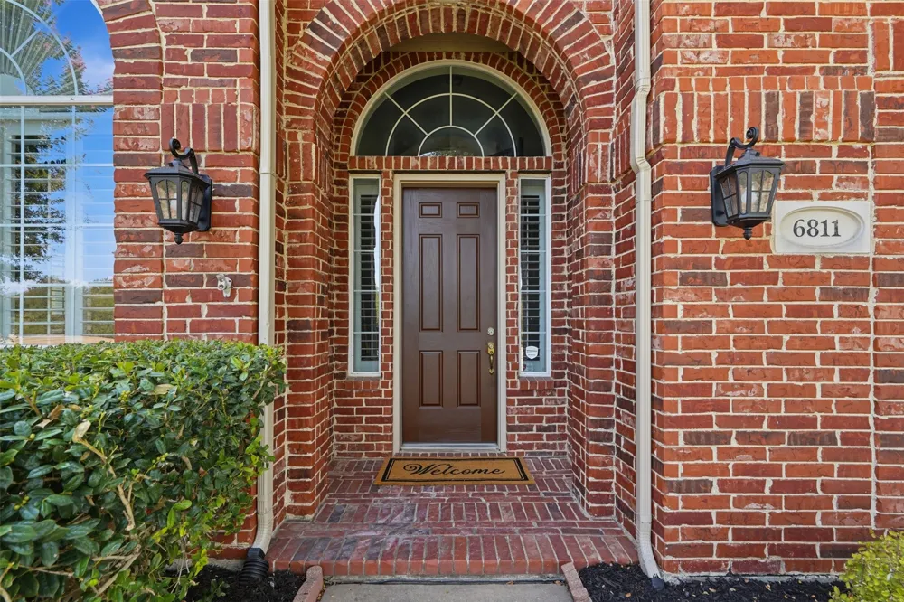 6811 Bendbrook Drive Frisco, TX 75035