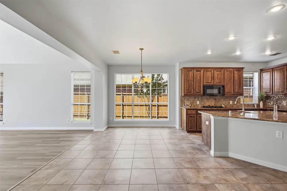 6811 Bendbrook Drive Frisco, TX 75035