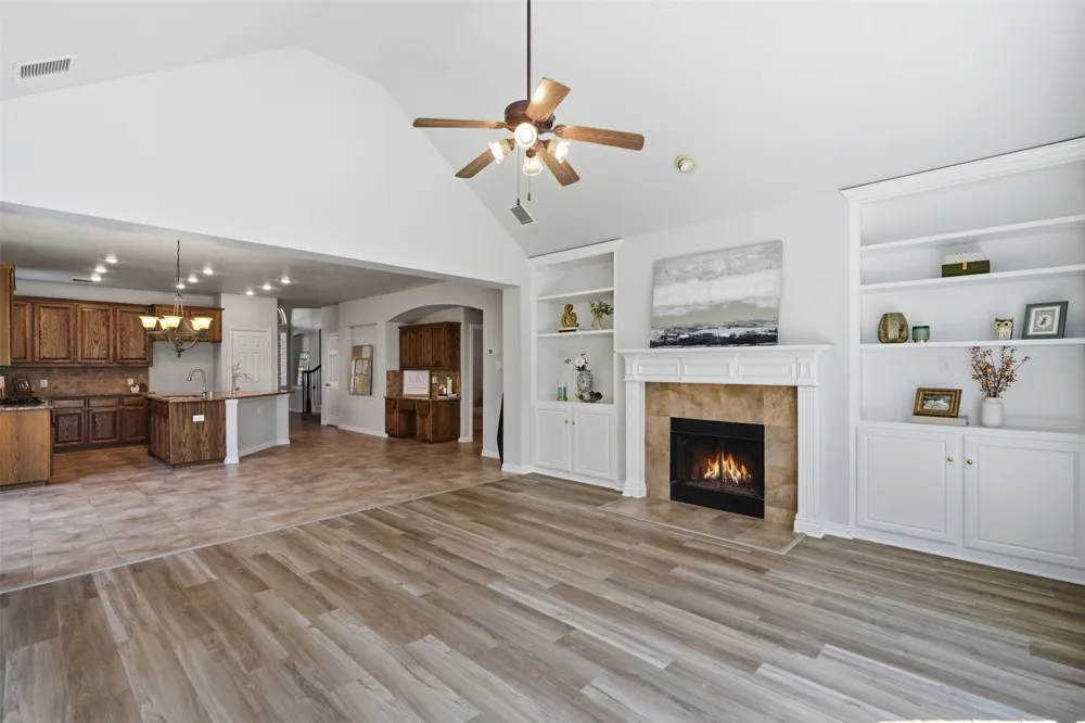 6811 Bendbrook Drive Frisco, TX 75035