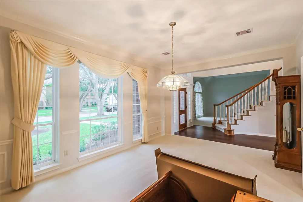 633 Clarenda Falls Drive Sugar Land, TX 77479