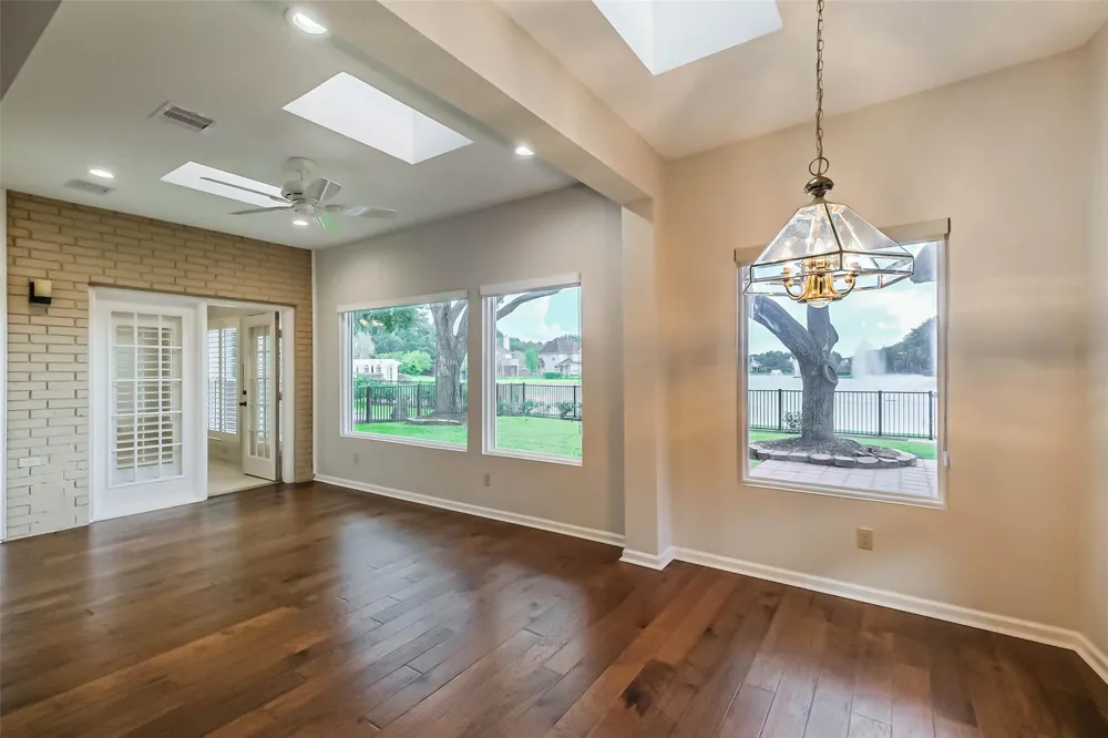 633 Clarenda Falls Drive Sugar Land, TX 77479