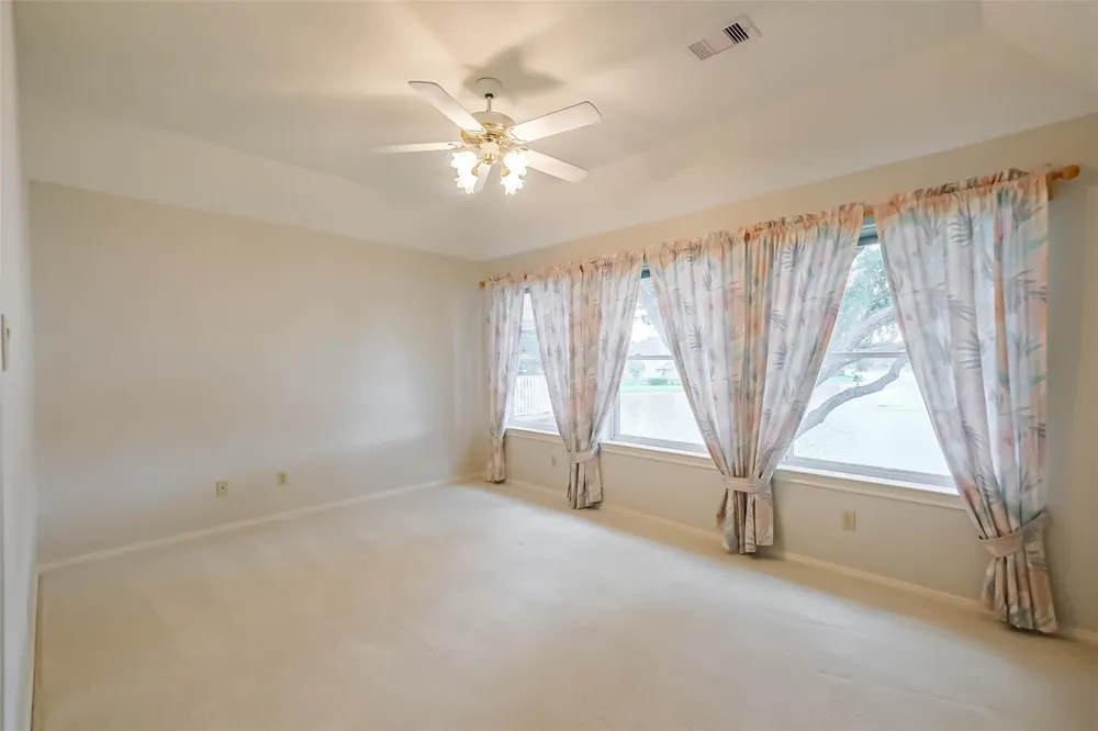 633 Clarenda Falls Drive Sugar Land, TX 77479