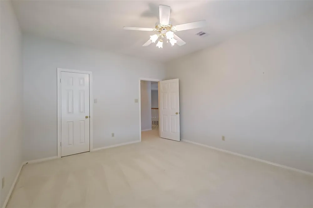 633 Clarenda Falls Drive Sugar Land, TX 77479