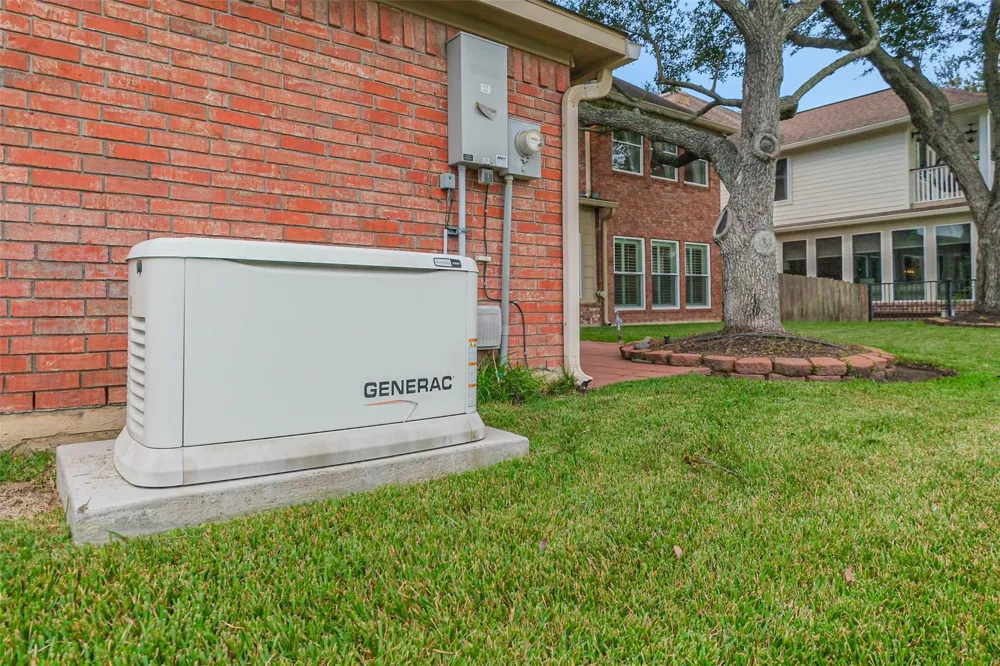 633 Clarenda Falls Drive Sugar Land, TX 77479