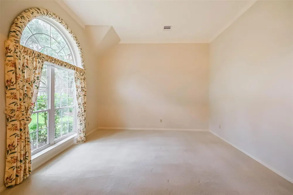 633 Clarenda Falls Drive Sugar Land, TX 77479