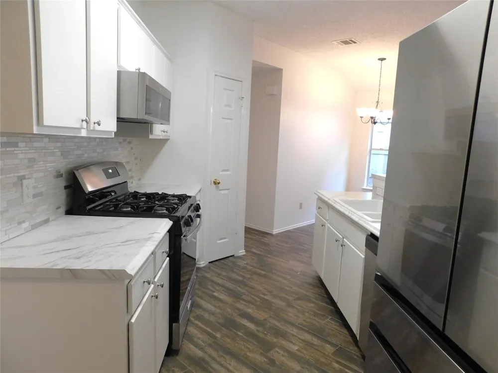 781 Latteridge Drive Austin, TX 78748