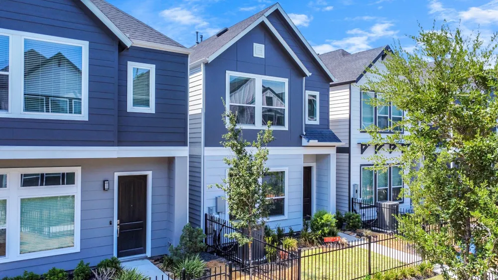 755 Strawberry Pines Court Houston, TX 77009