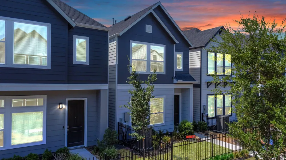 755 Strawberry Pines Court Houston, TX 77009