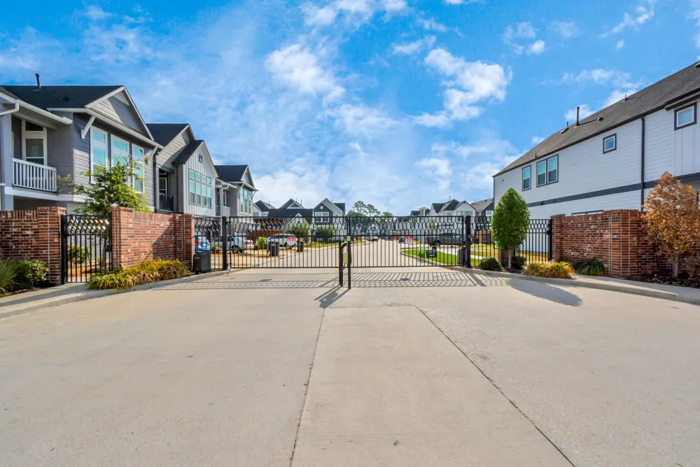 755 Strawberry Pines Court Houston, TX 77009
