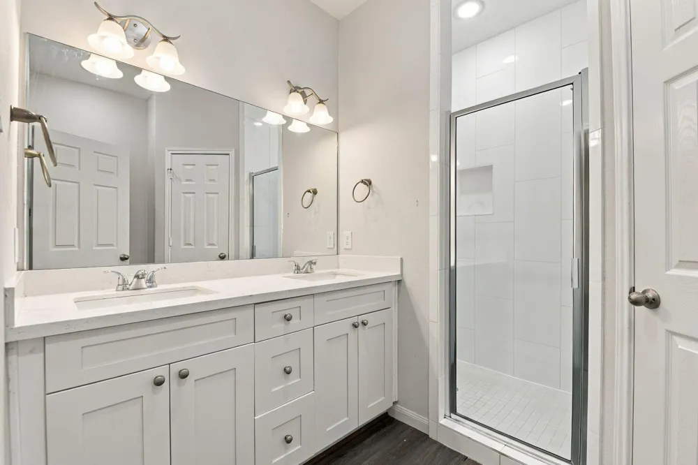 2150 Mosher Lane Houston, TX 77088