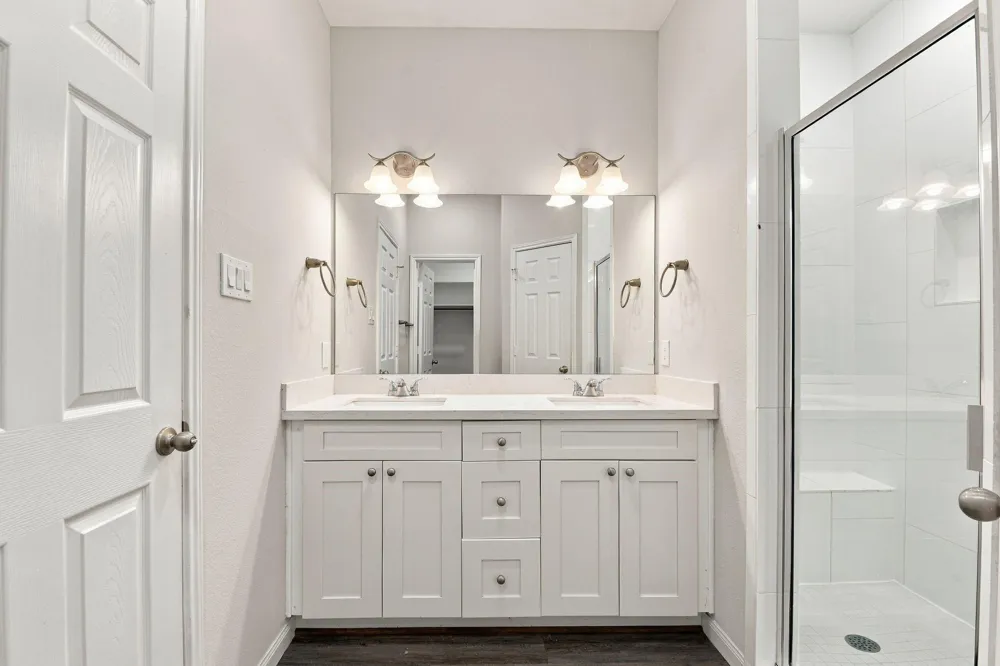 2150 Mosher Lane Houston, TX 77088