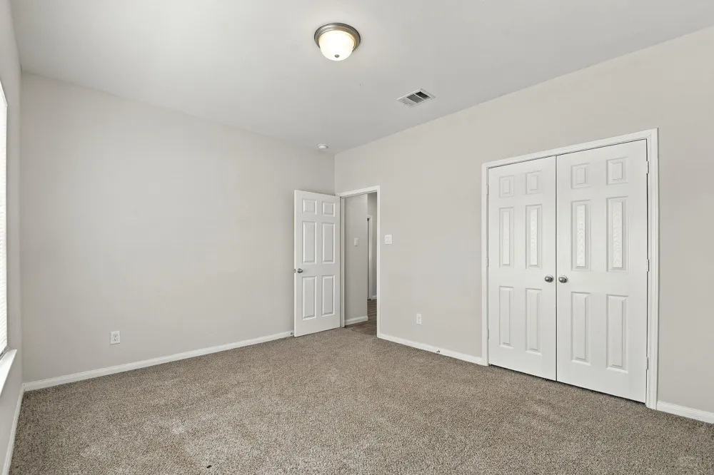 2150 Mosher Lane Houston, TX 77088