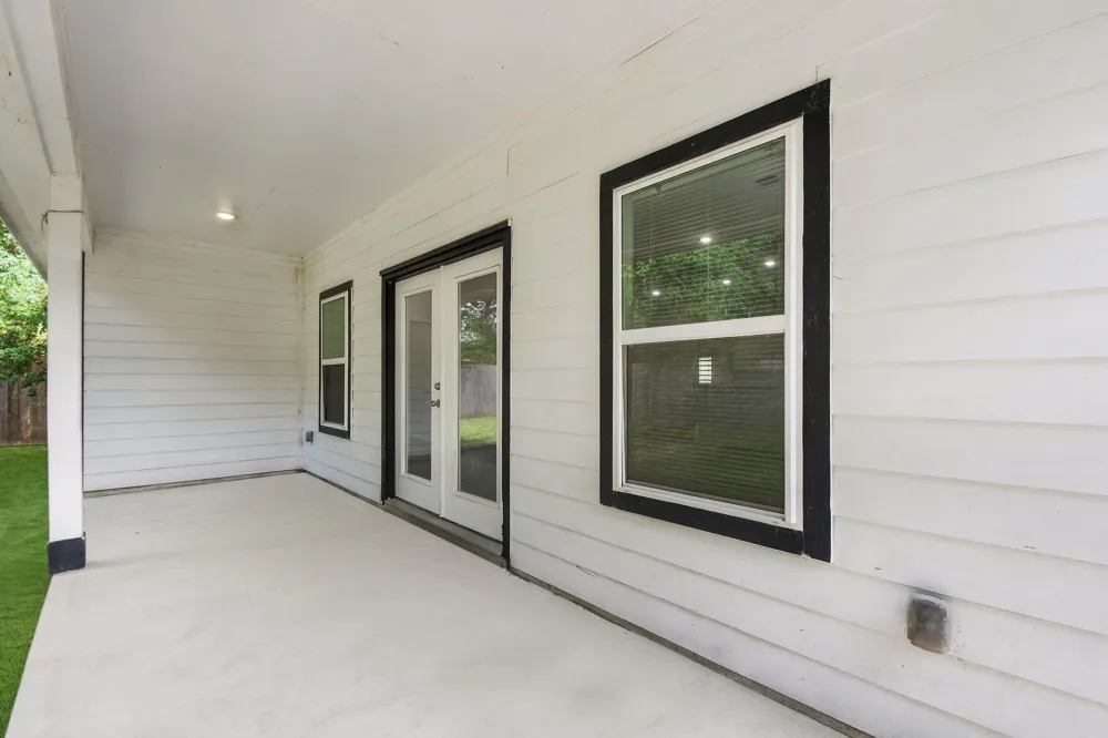 2150 Mosher Lane Houston, TX 77088