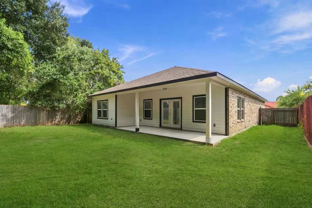 2150 Mosher Lane Houston, TX 77088