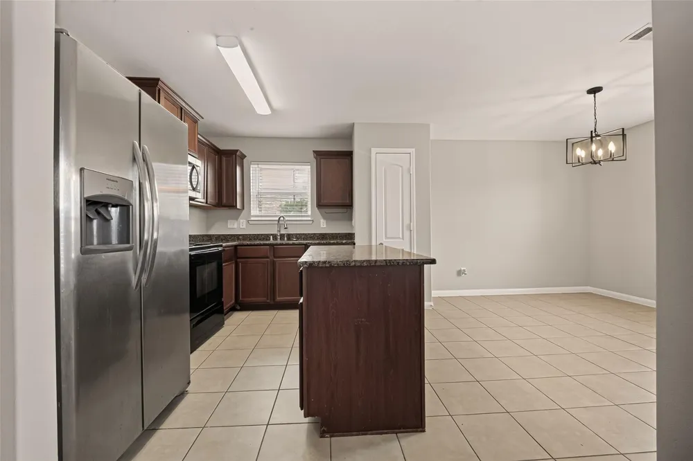 9407 Grand Spark Drive Rosharon, TX 77583