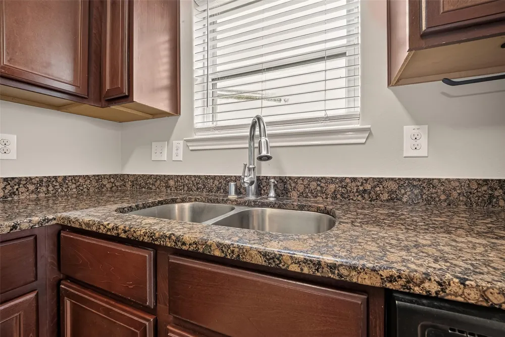 9407 Grand Spark Drive Rosharon, TX 77583