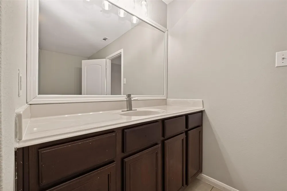 9407 Grand Spark Drive Rosharon, TX 77583