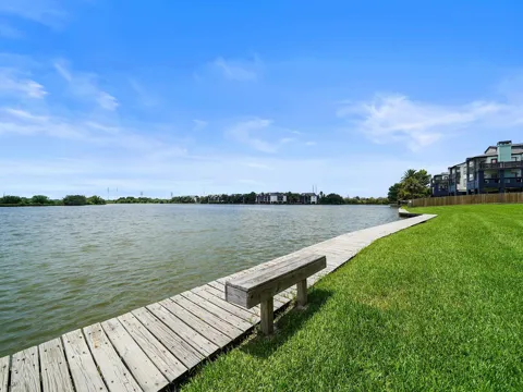 18800 Egret Bay Boulevard #207