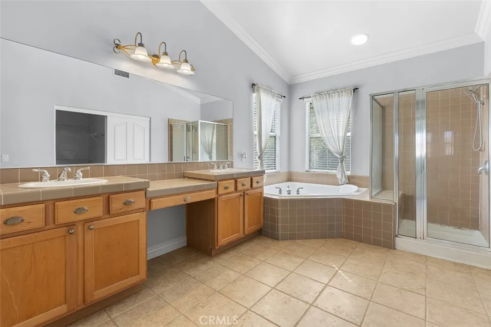 33421 Barrington Drive Temecula, CA 92592