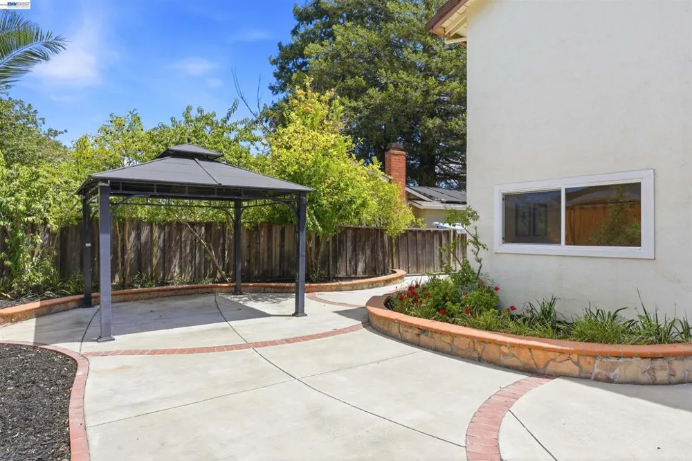 104 Scarboro Pl San Ramon, CA 94583
