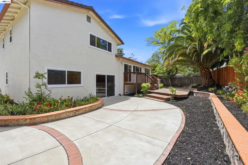 104 Scarboro Pl San Ramon, CA 94583