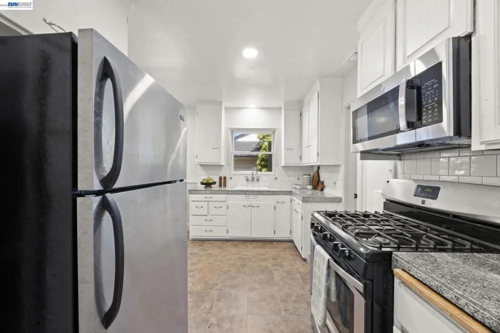1942 6Th St Concord, CA 94519