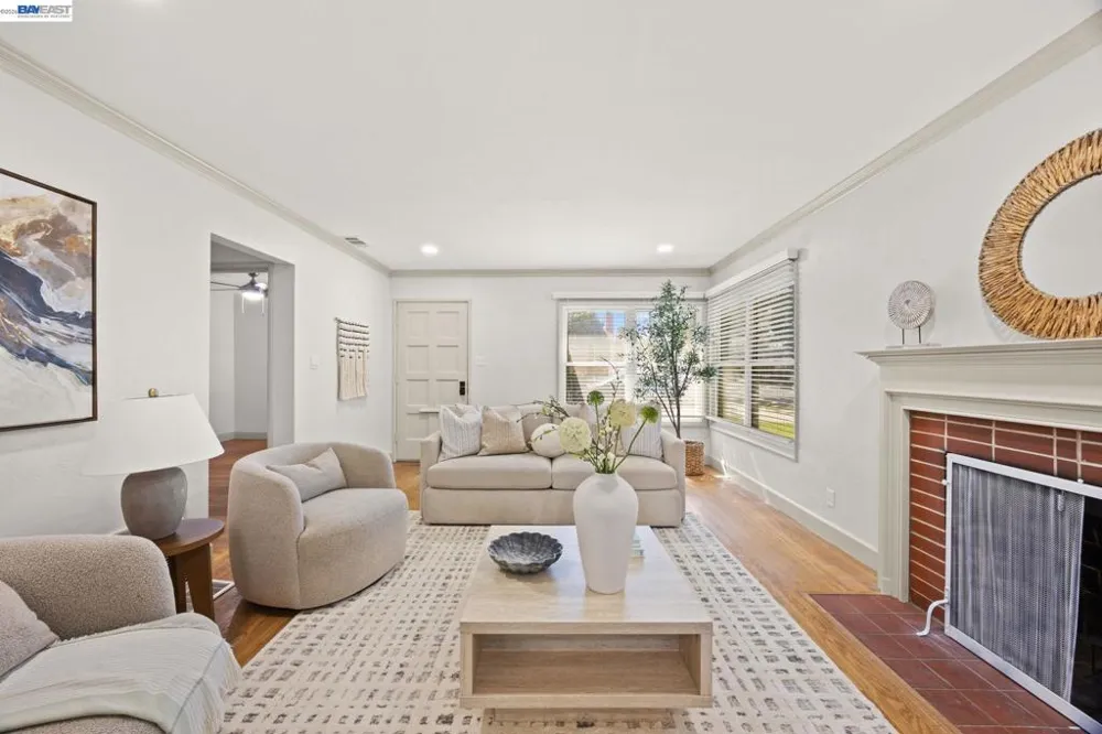 1942 6Th St Concord, CA 94519