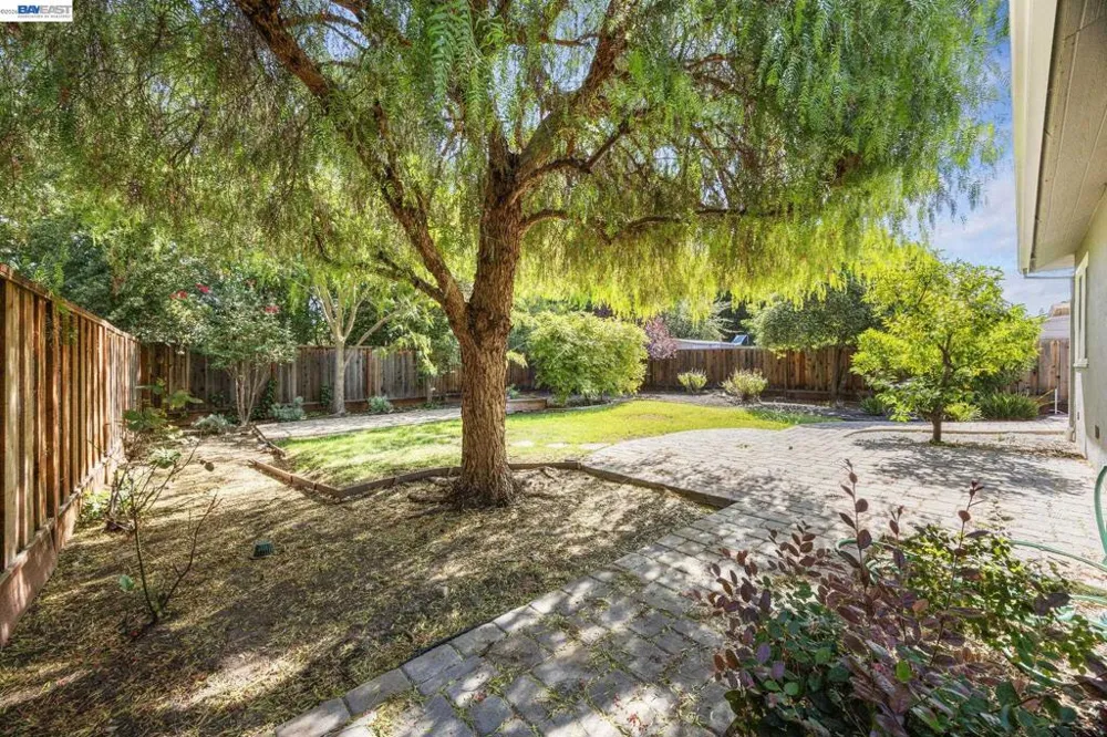 1942 6Th St Concord, CA 94519