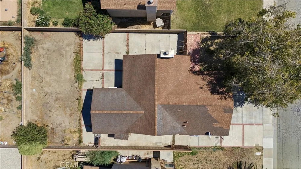 2533 Topaz Lancaster, CA 93535