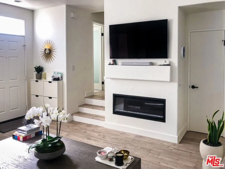 25735 Perlman Place #H Stevenson Ranch, CA 91381