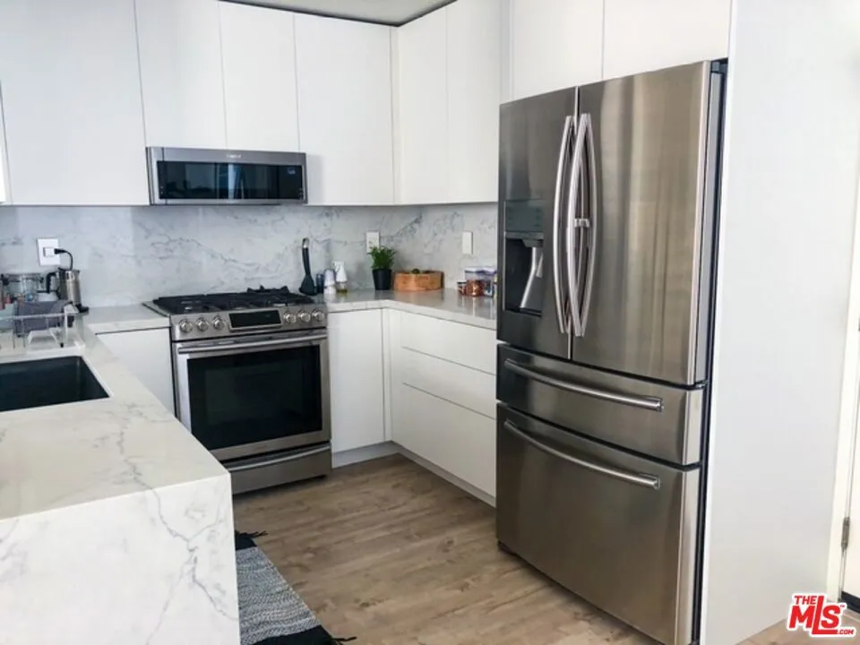 25735 Perlman Place #H Stevenson Ranch, CA 91381