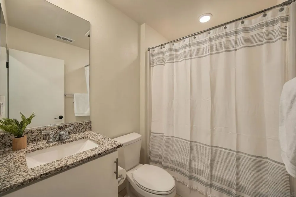 35169 Rangpur Ln Fallbrook, CA 92028