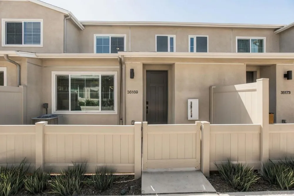 35169 Rangpur Ln Fallbrook, CA 92028