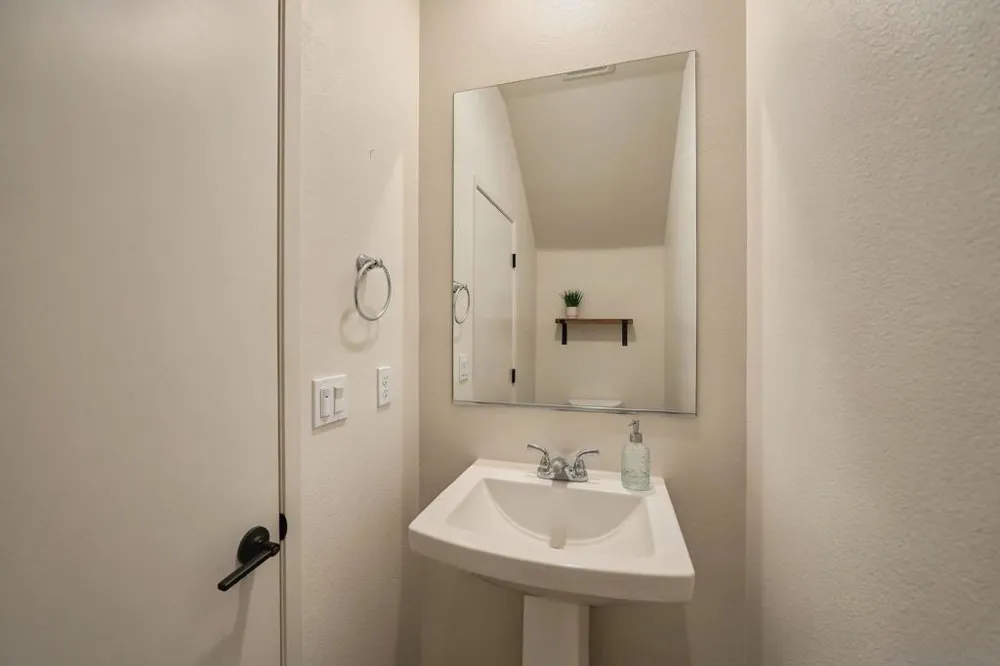 35169 Rangpur Ln Fallbrook, CA 92028
