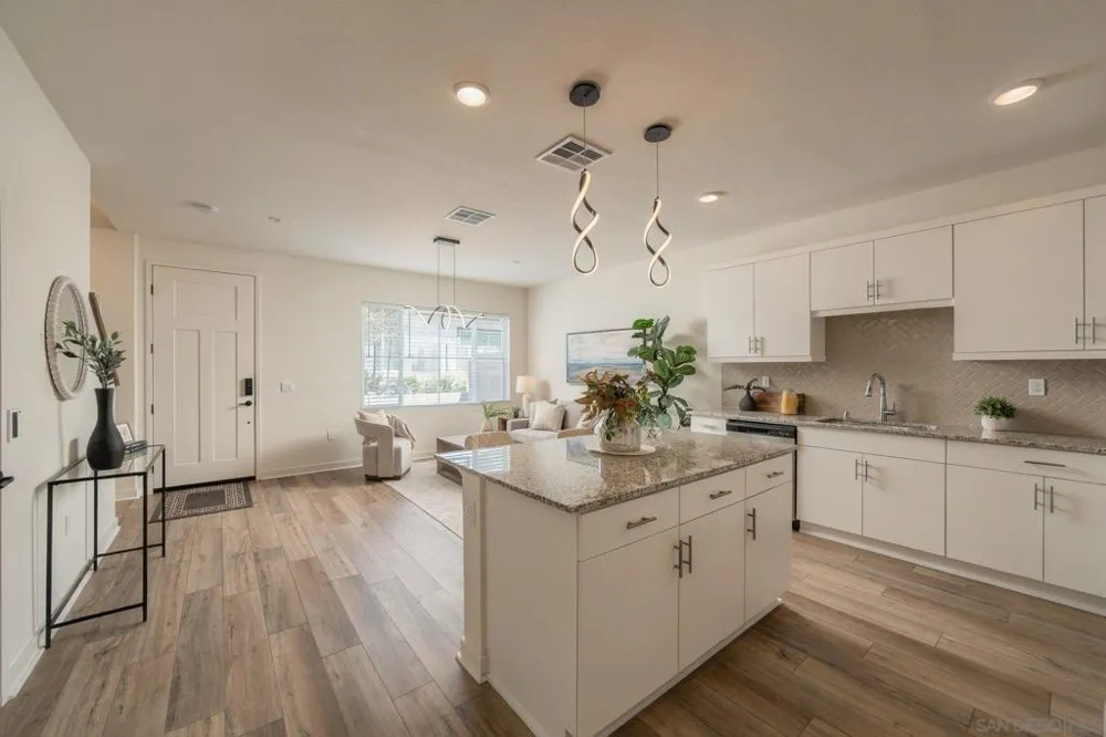 35169 Rangpur Ln Fallbrook, CA 92028