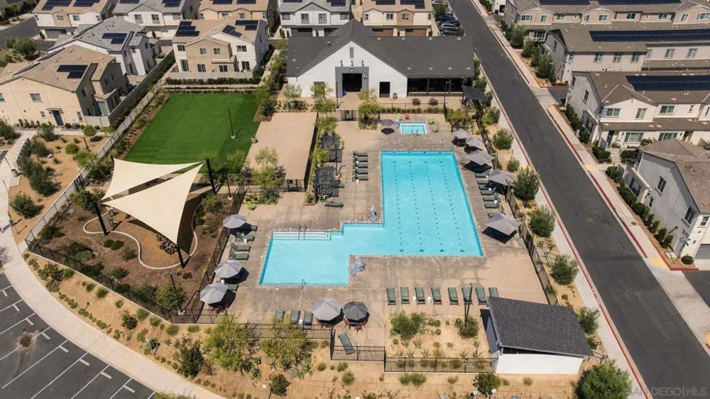 35169 Rangpur Ln Fallbrook, CA 92028