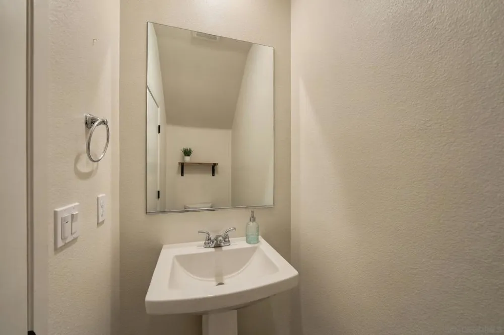 35169 Rangpur Ln Fallbrook, CA 92028