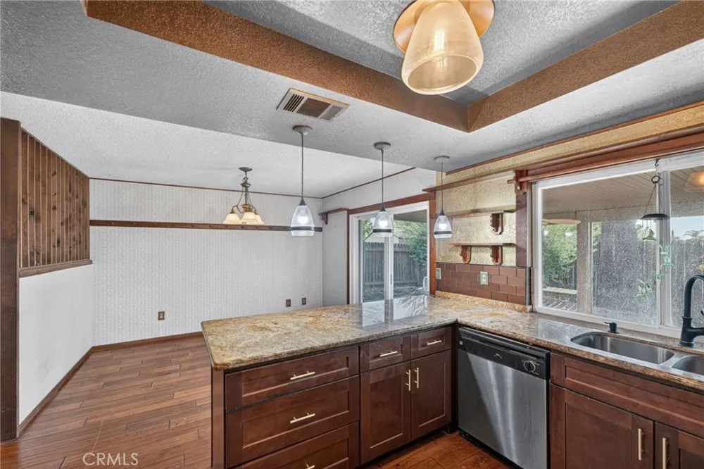 1245 Prado Redlands, CA 92374