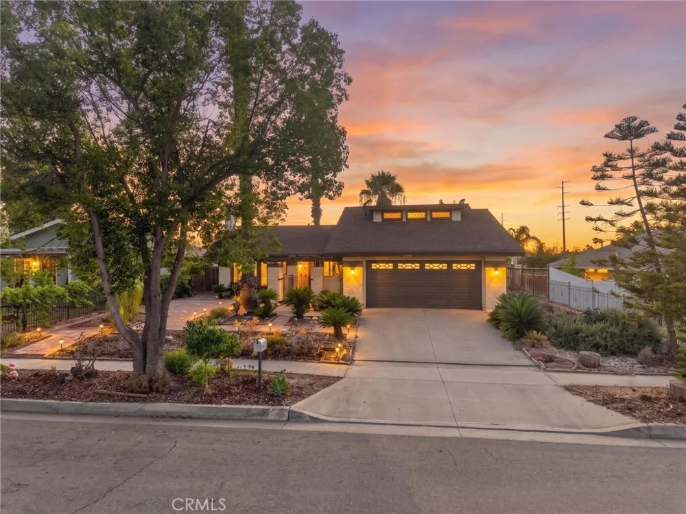 1245 Prado Redlands, CA 92374