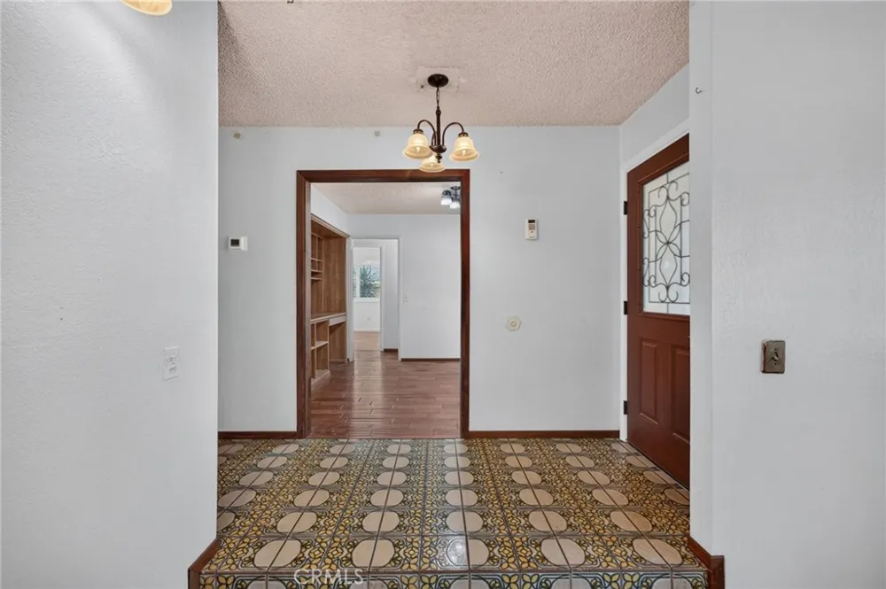 1245 Prado Redlands, CA 92374