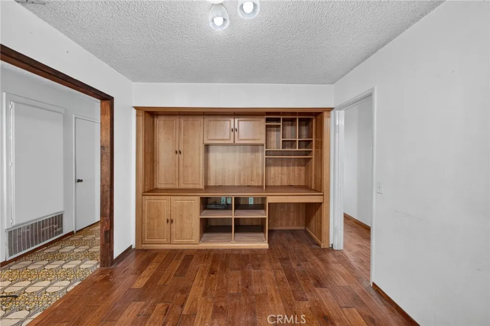 1245 Prado Redlands, CA 92374