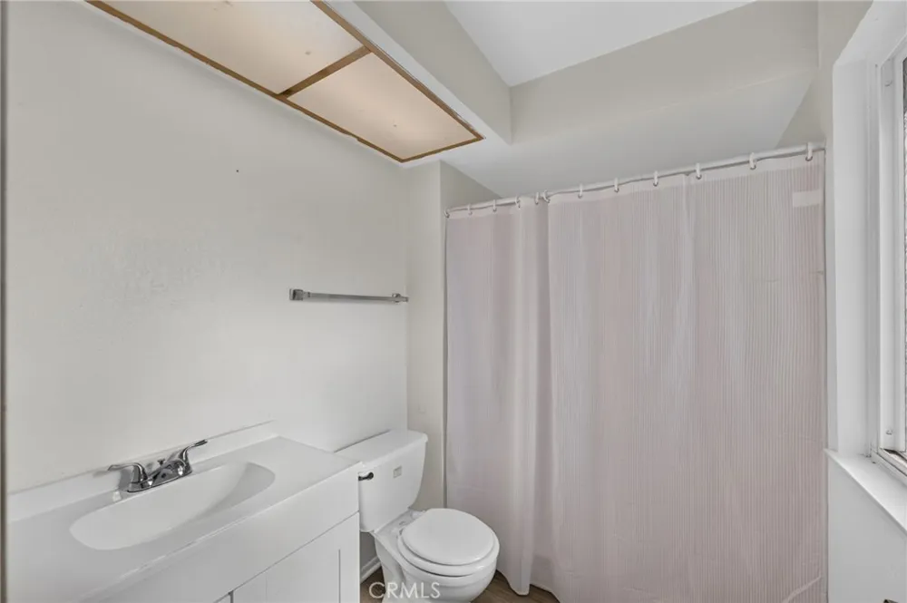 1245 Prado Redlands, CA 92374